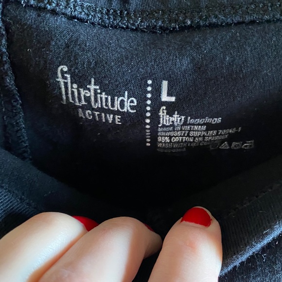 Black Flirtitude Leggings - Picture 3 of 3